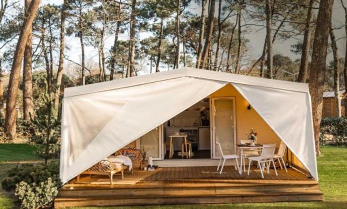 Camping Familial - Parc Aquatique - Grande Aire De Jeux A La Montagne Agos-Vidalos Екстериор снимка
