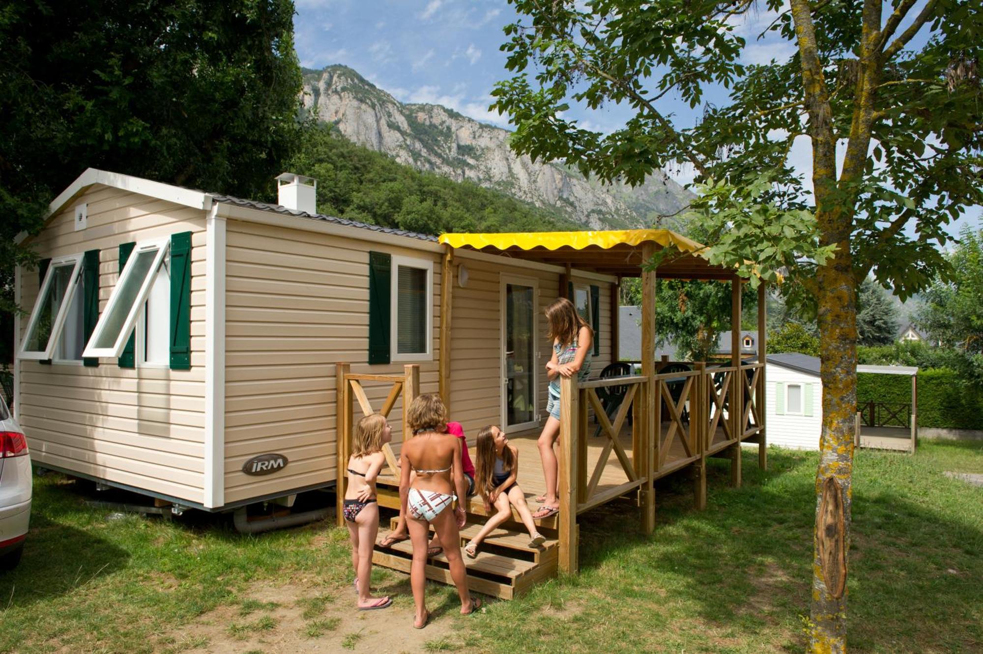 Camping Familial - Parc Aquatique - Grande Aire De Jeux A La Montagne Agos-Vidalos Екстериор снимка