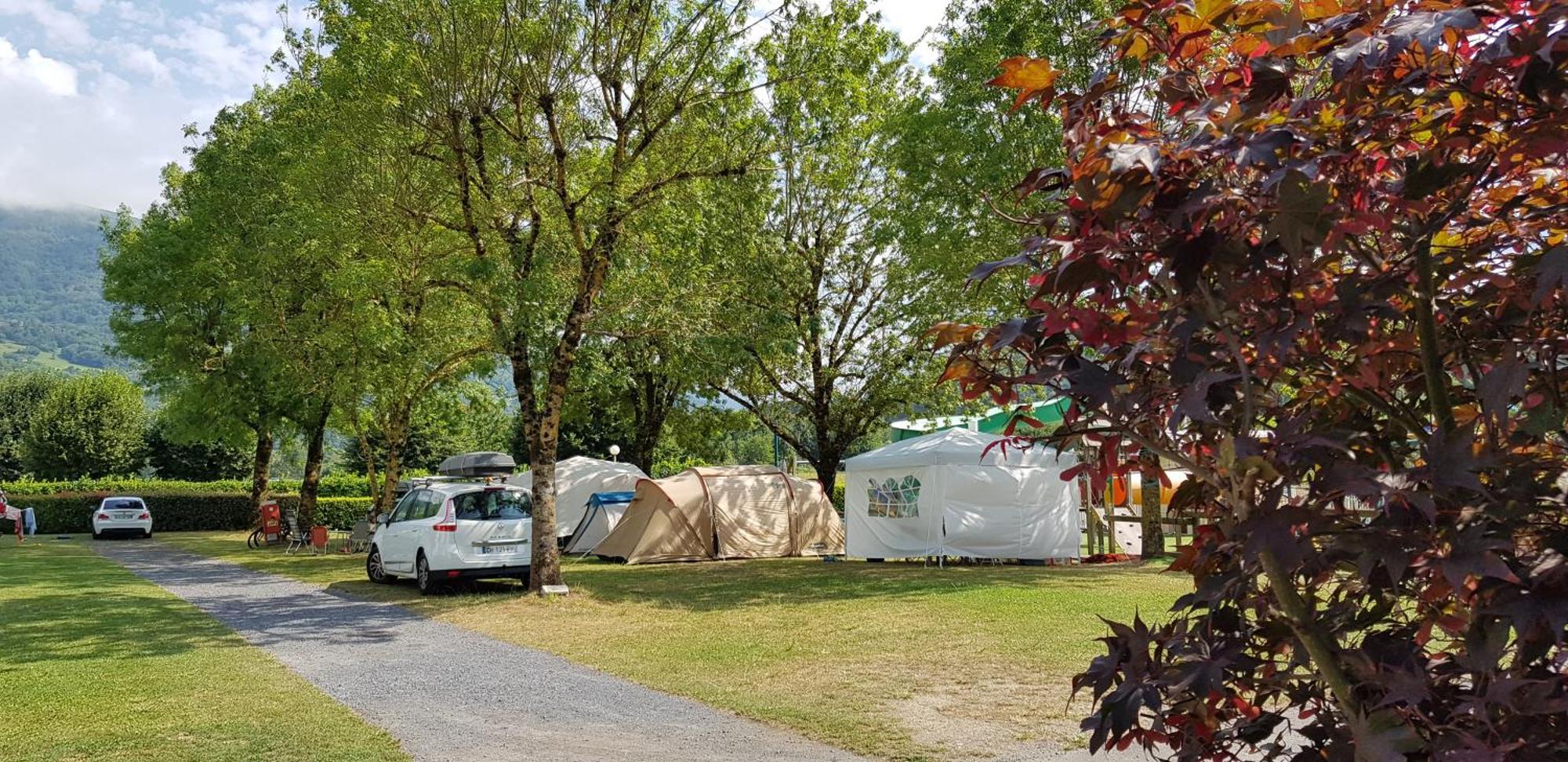 Camping Familial - Parc Aquatique - Grande Aire De Jeux A La Montagne Agos-Vidalos Екстериор снимка
